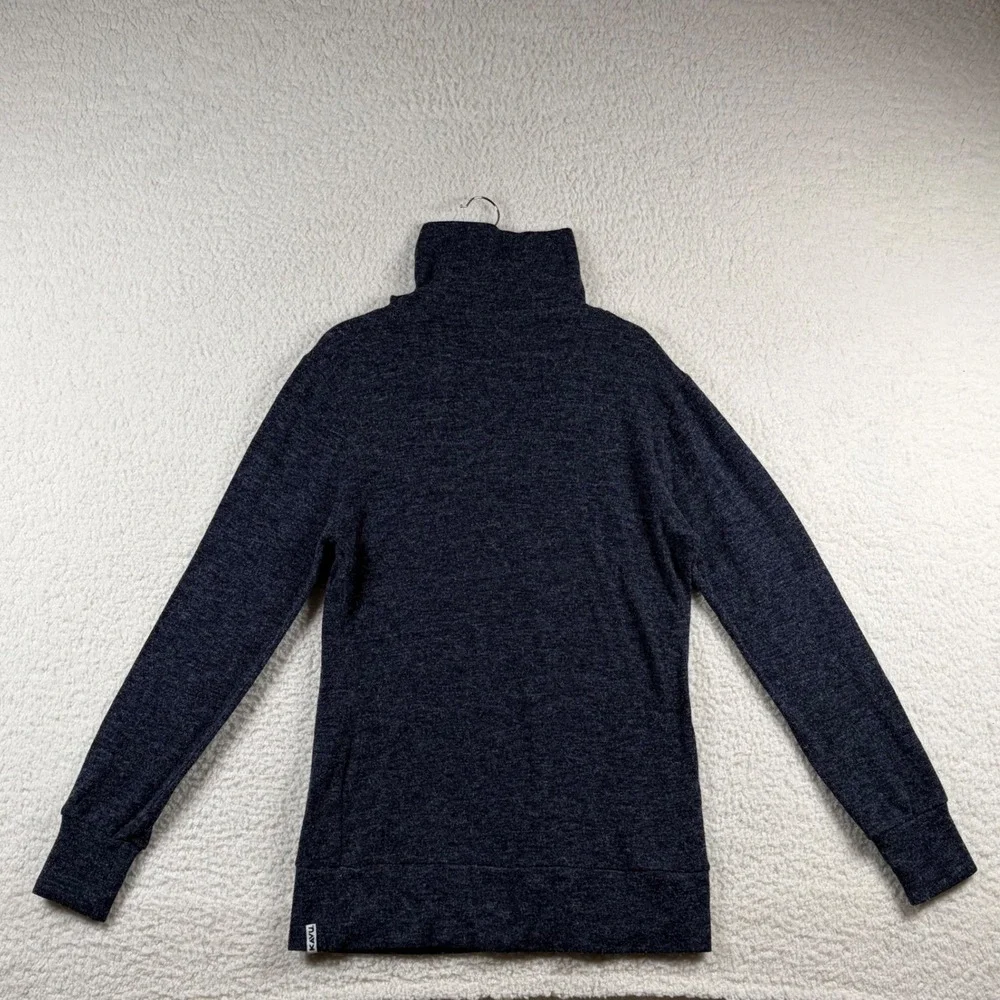 Kavu turtleneck sweater